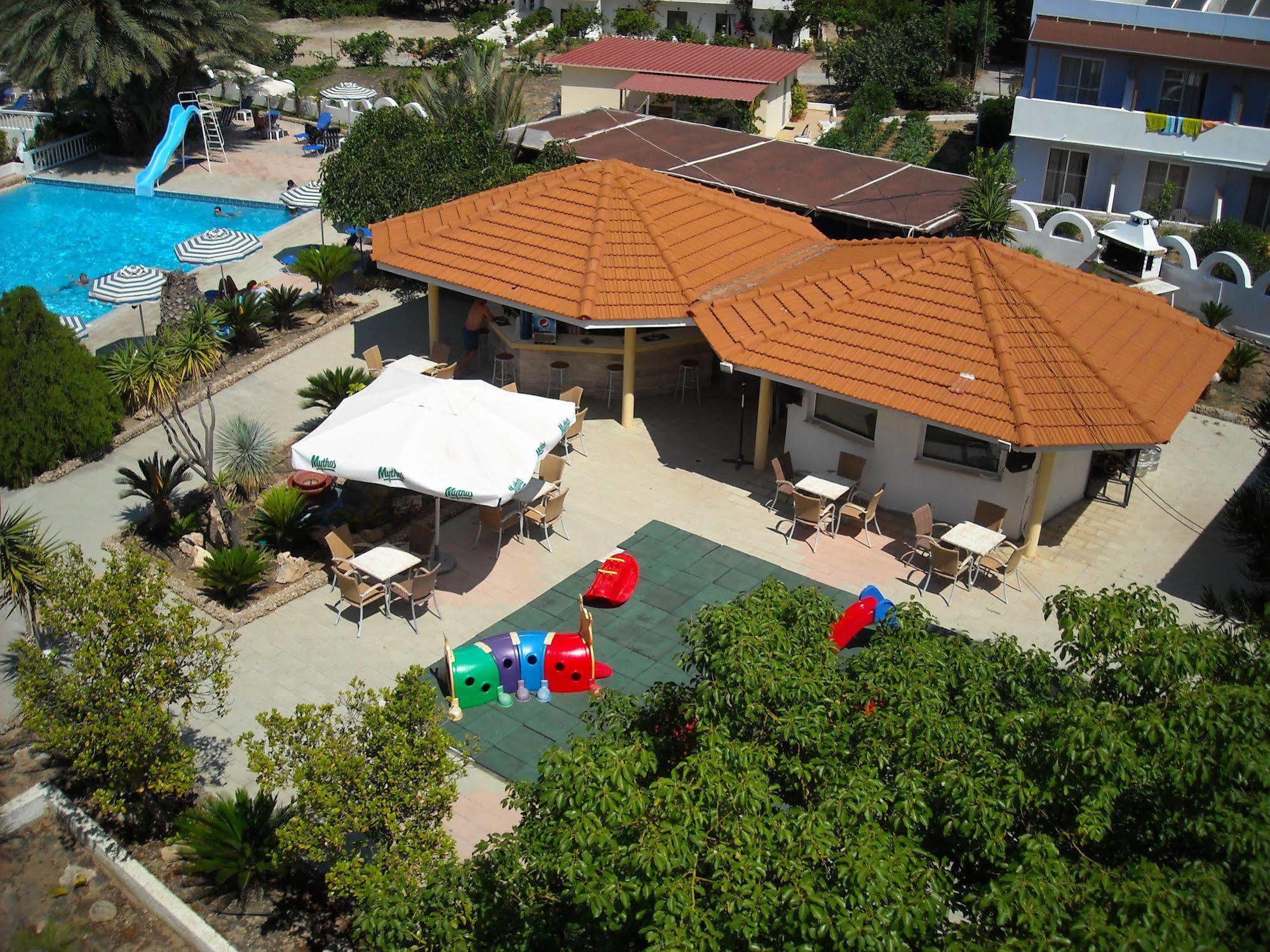 Thalia Hotel Pefki Kültér fotó