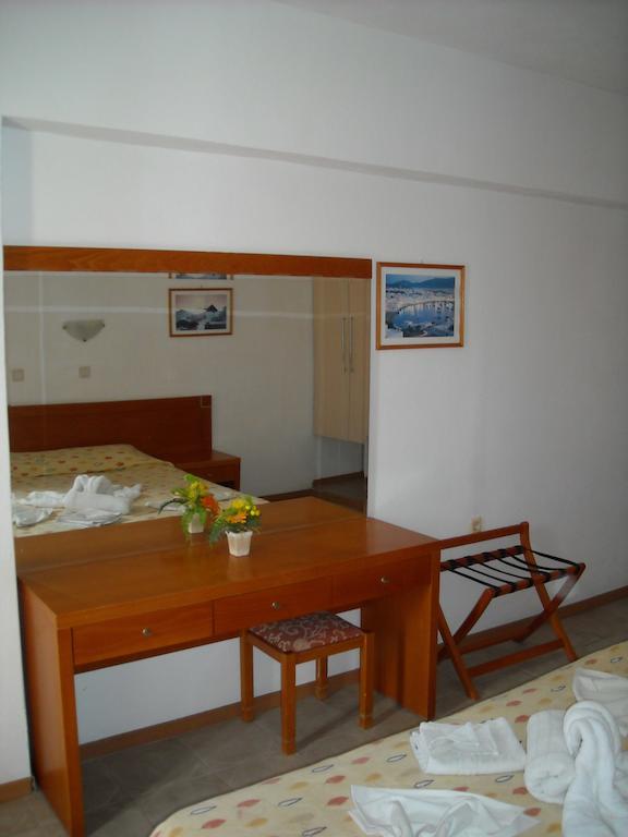Thalia Hotel Pefki Kültér fotó